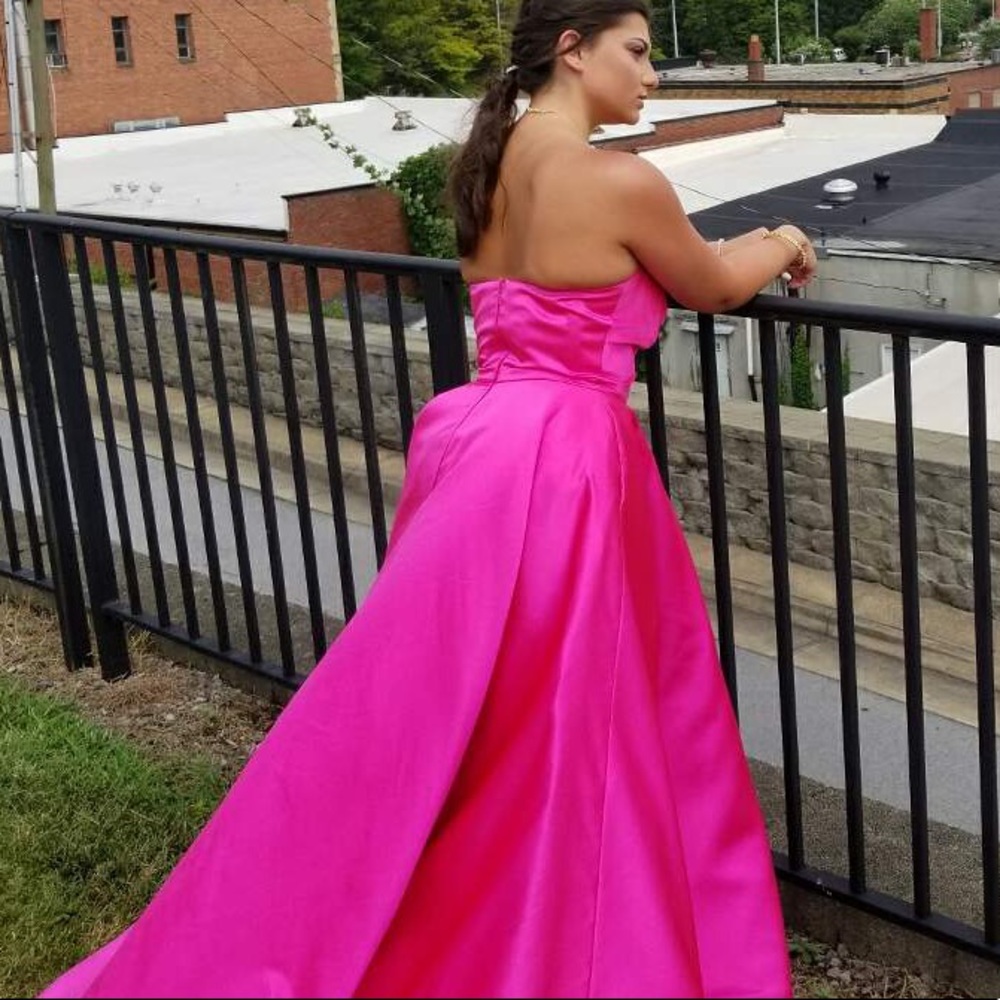 Pink Sherri Hill prom dress - Picture 2 of 2